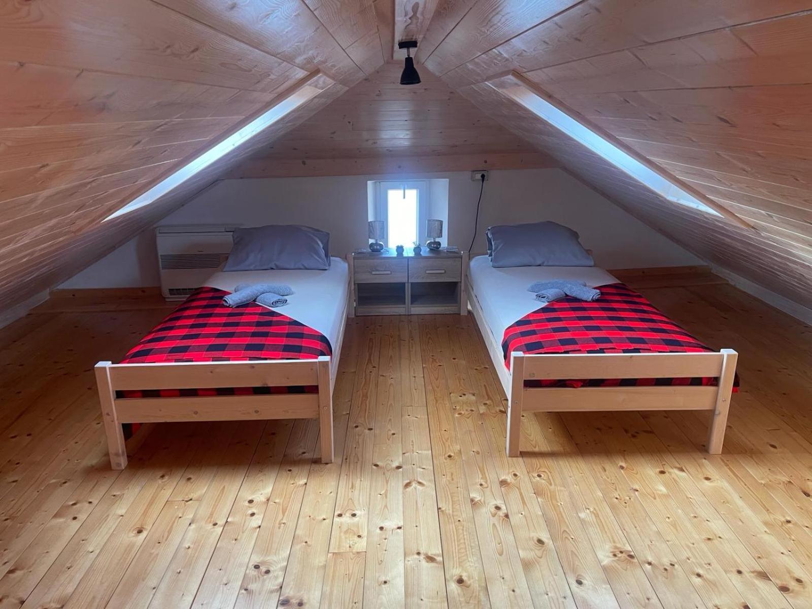 Amani Modern Apartment Лумбарда Экстерьер фото